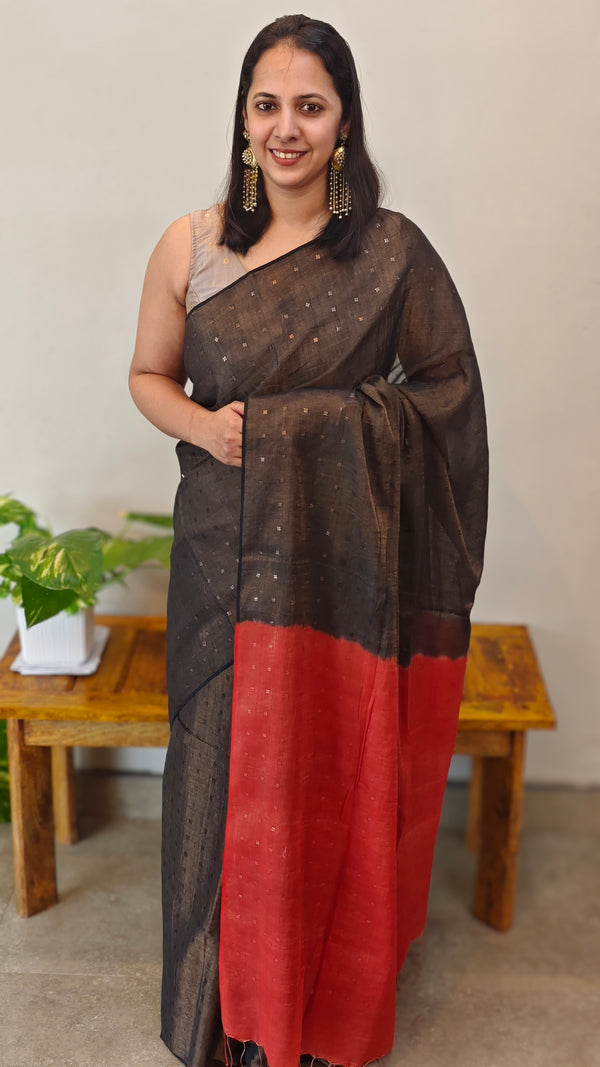Dark green and burnt orange matka silks saree