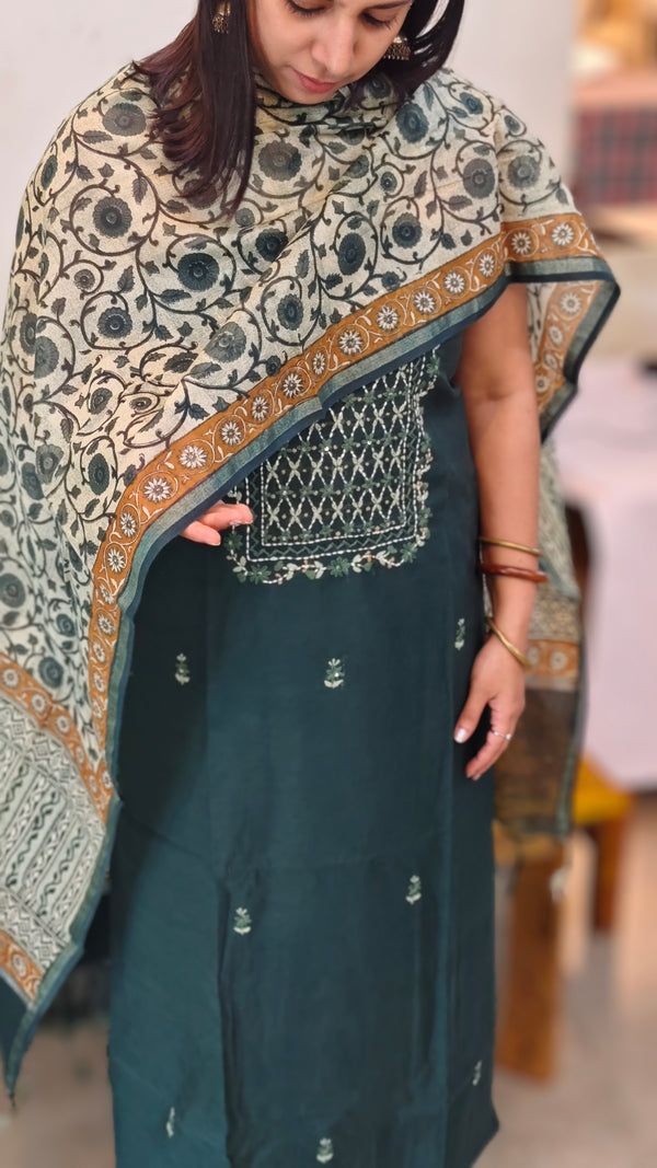 2XCH - Green chanderi suit