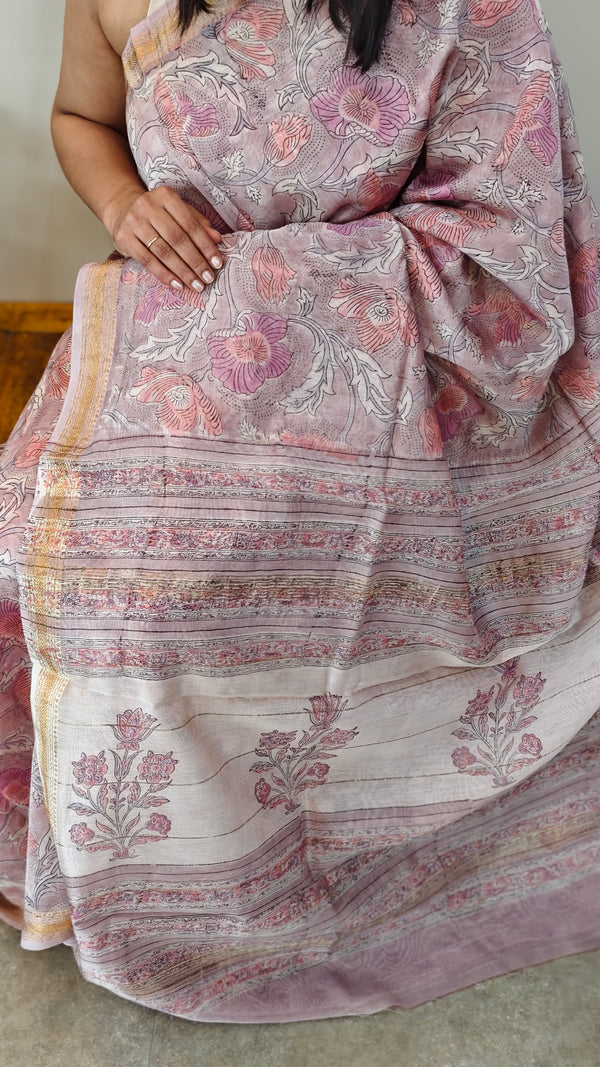 Lilac printed maheshwari silk saree