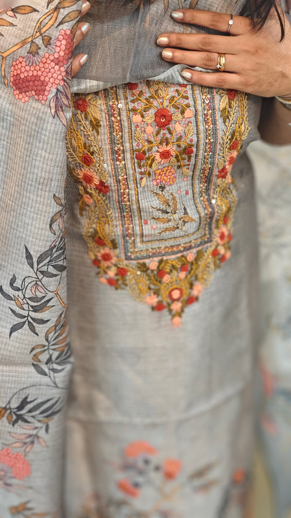 Grey party wear suit