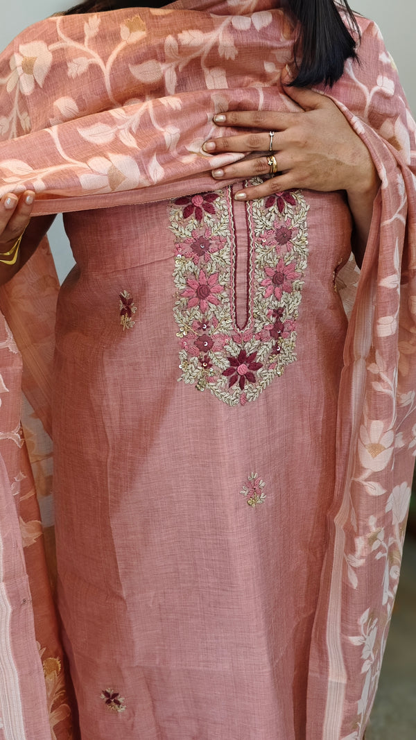 Blush pink linen suit jamdani dupatta
