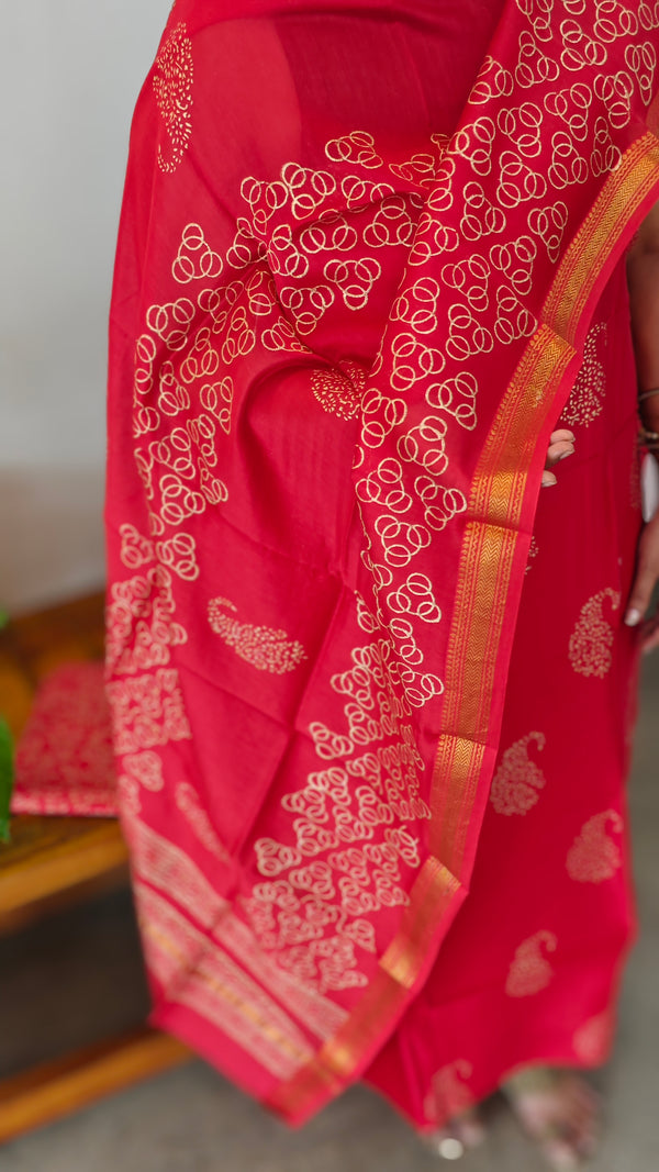 Chili Red Maheshwari suit