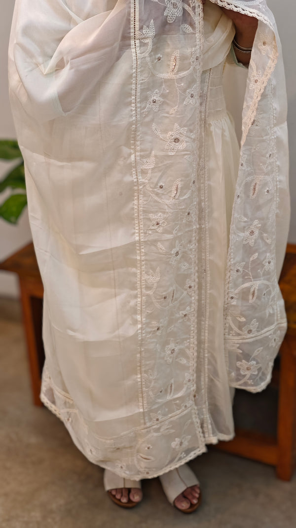 J690 - cream flowy organza 2 piece suit