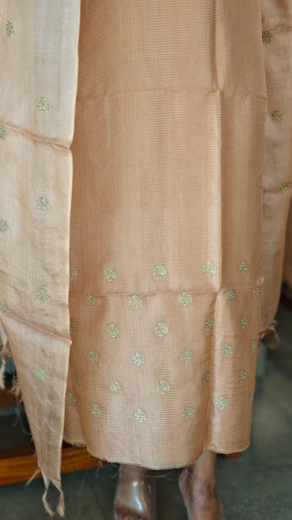 8CZ3 Nude pink Check Tussar Silk suit
