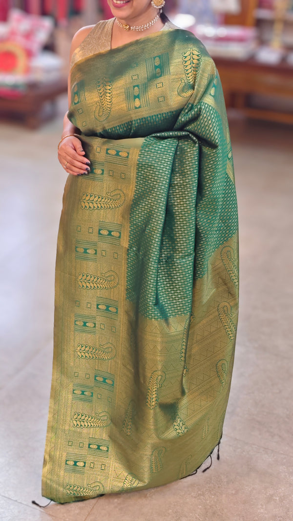 Dark green banarasi kanchipuram saree
