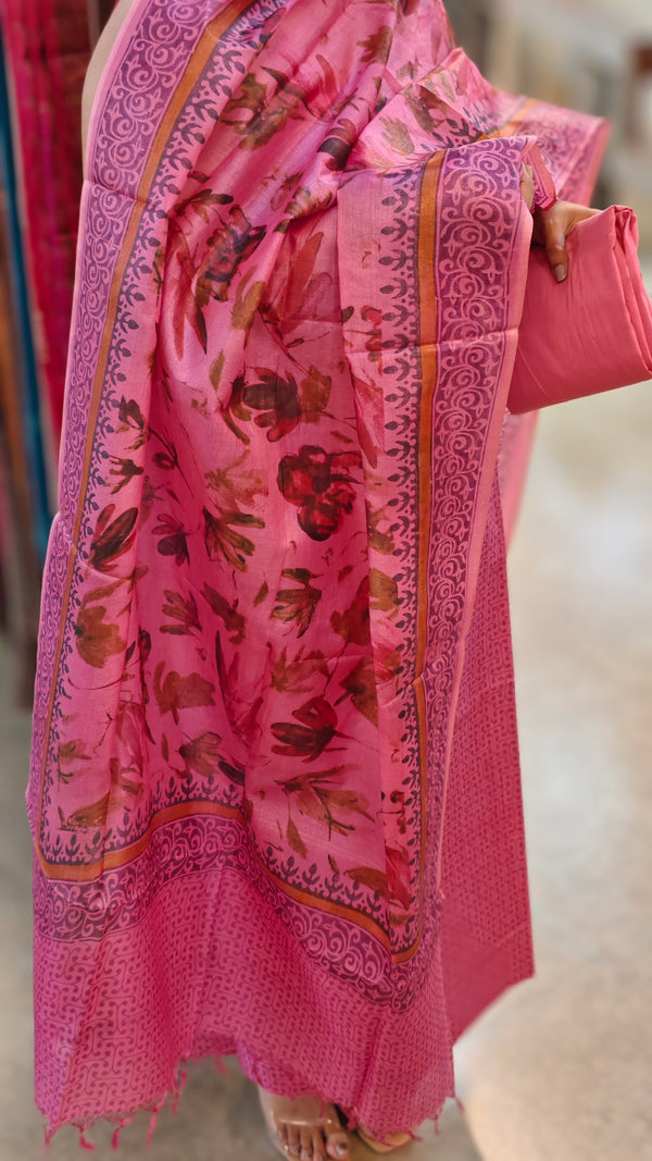 Dark pink printed tussar silk suit
