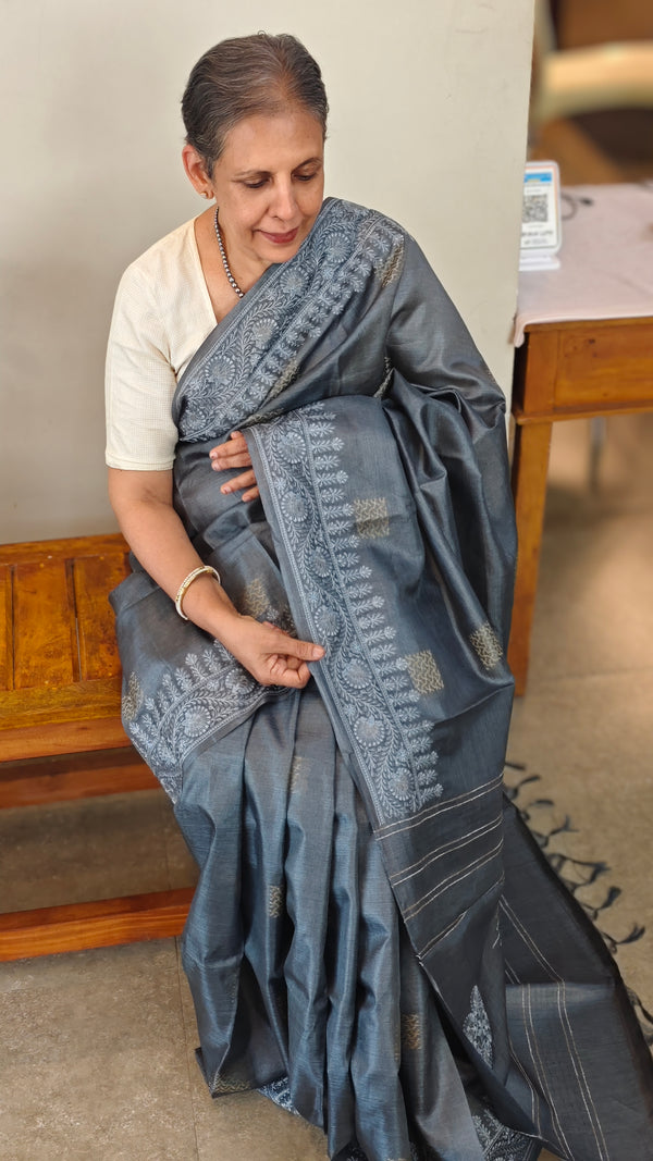 Grey tussar silk saree N113