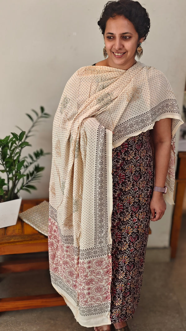 Printed cotton suit