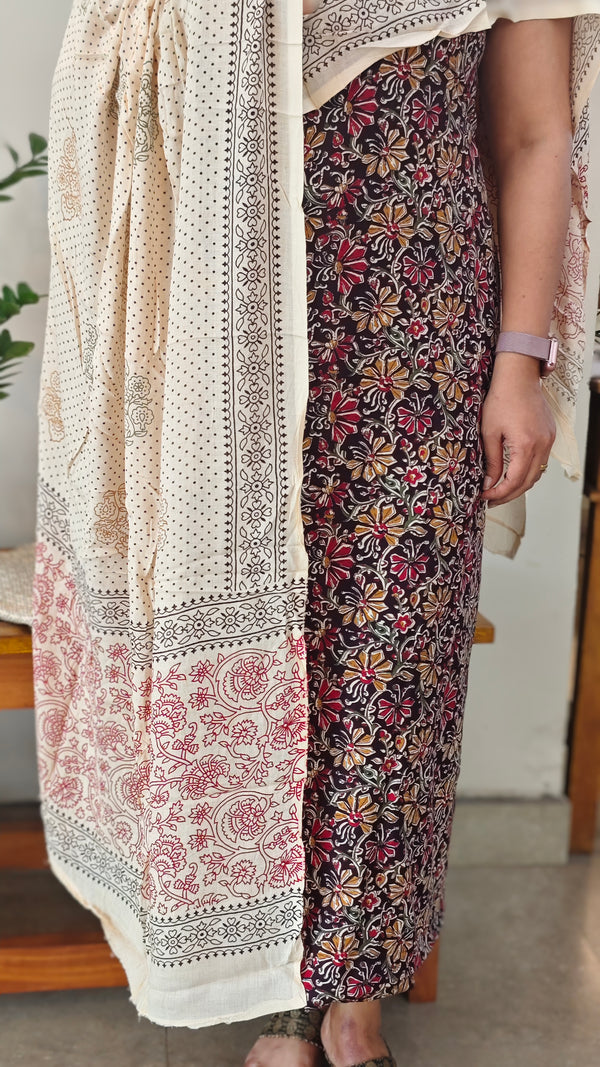 Printed cotton suit