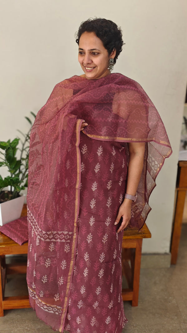 Dark pink kota doria salwar suit