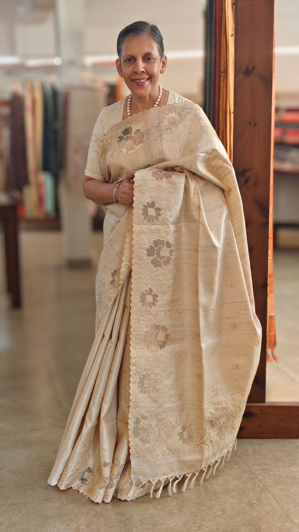 Beige Handloom Desi tussar silk applique saree