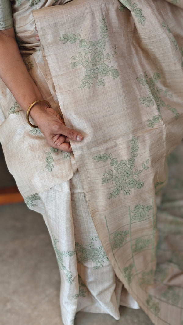 Beige and pista green pure handloom desi tussar silk saree - 692T