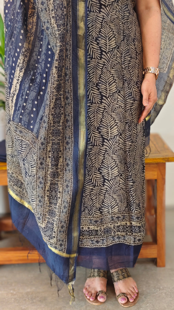 Navy blue chanderi suit