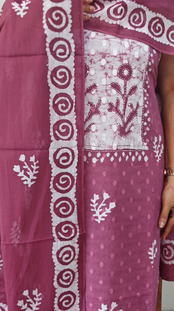 Dark pink cotton suit