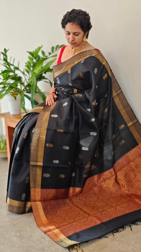 Black raw silk saree with zari weaving - SRW6