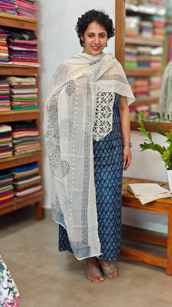 Indigo and white block printed cotton suit - BS10 - 2