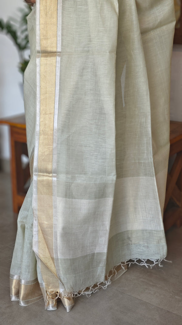 Cream Linen Silk Saree - DR42