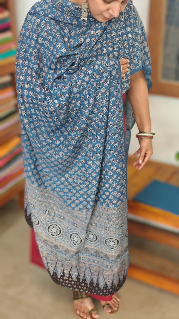 Red cotton suit with modal dupatta - XC33