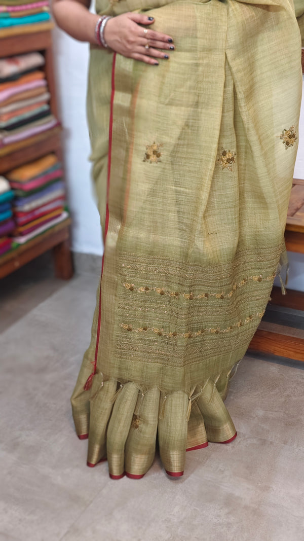 Green Linen Tissue Embroidered Saree - JL391 - 4