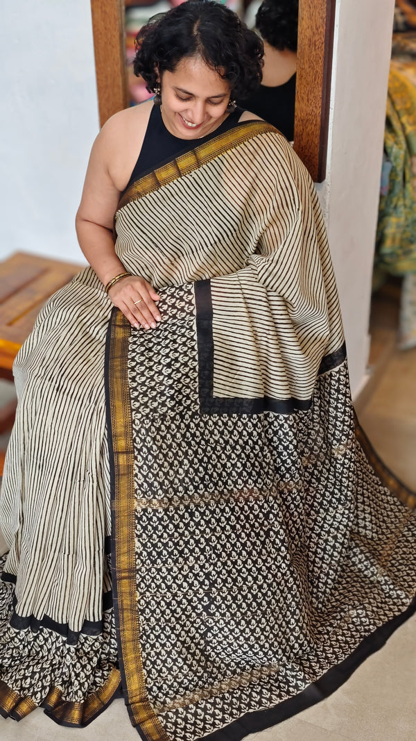 Black and Cream Striped Maheshwari Silk Saree - BHC91