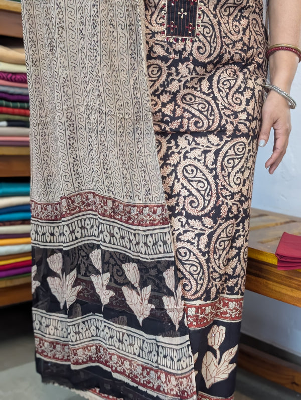 Black and Beige Printed Cotton Suit - XC33