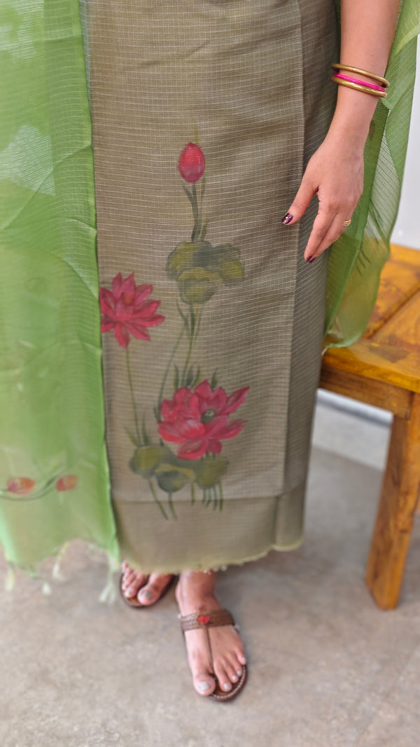Green painted net kota suit