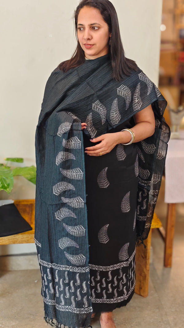 Black block printed suit