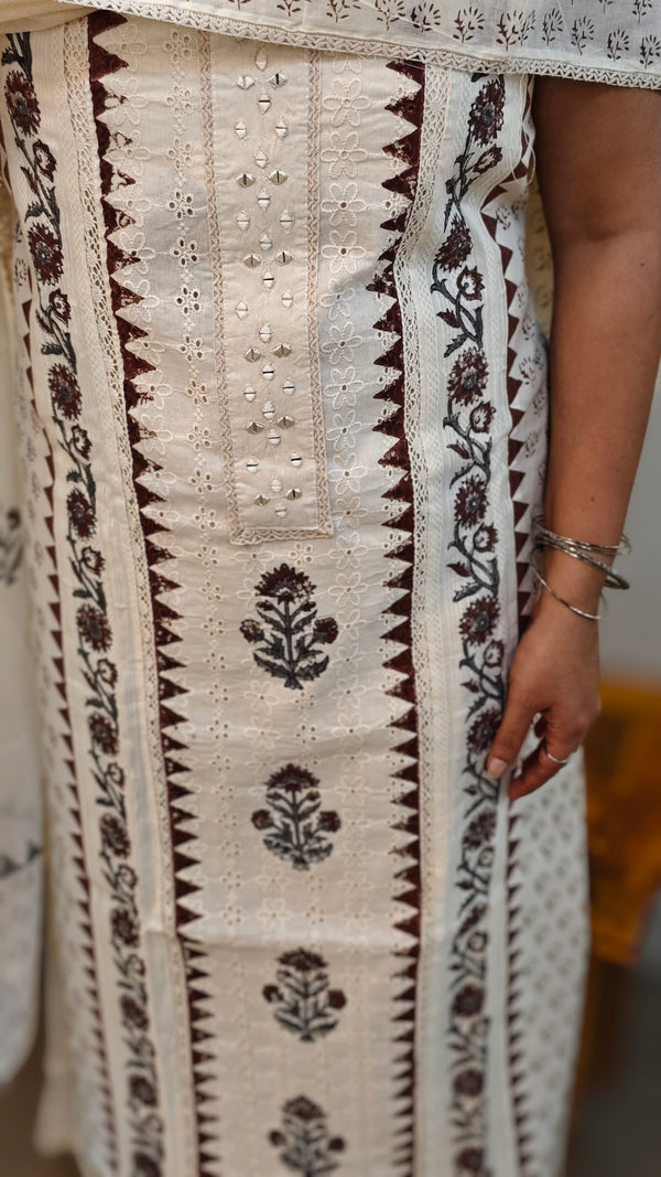 Off white block printed hakoba suit