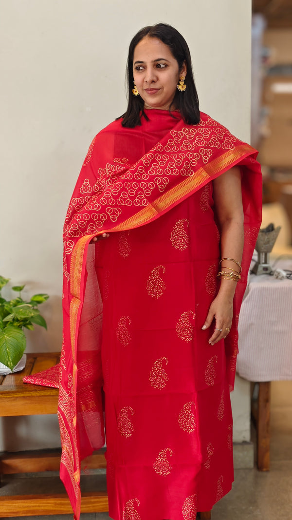 Chili Red Maheshwari suit