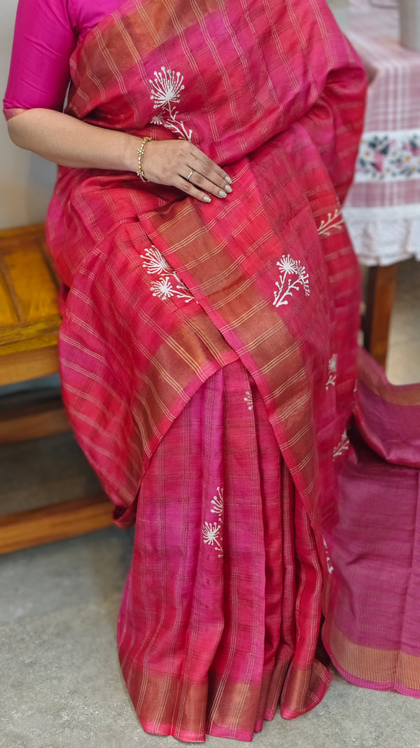Pink and orange checked tussar silk saree - E332