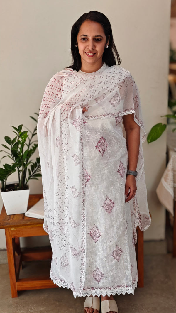White and red net kota suit with chiffon dupatta