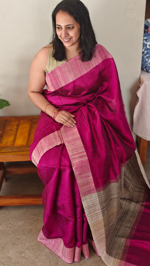 Deep magenta raw silk saree - SRW65