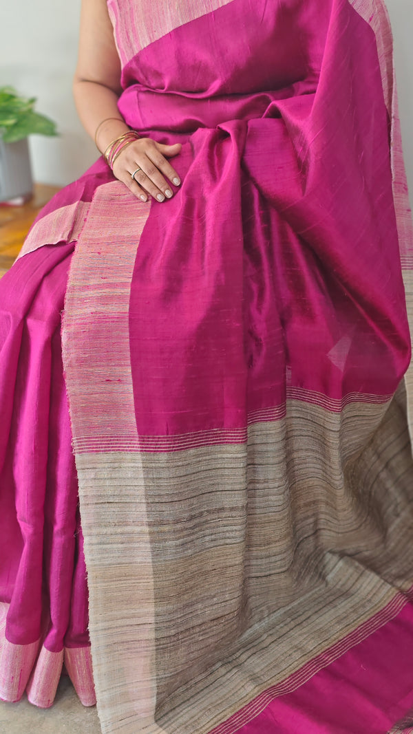 Deep magenta raw silk saree - SRW65