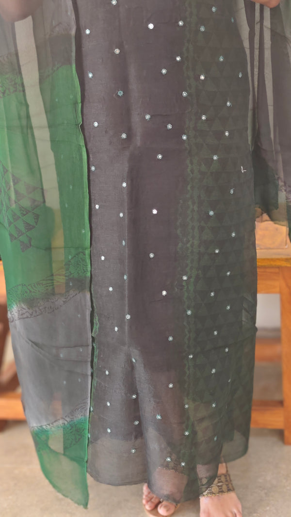 Black and green super net kota suit