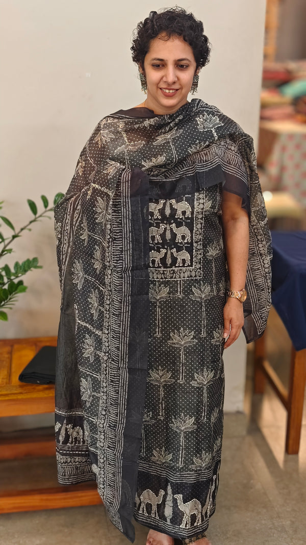 Black and dark green blended chanderi suit