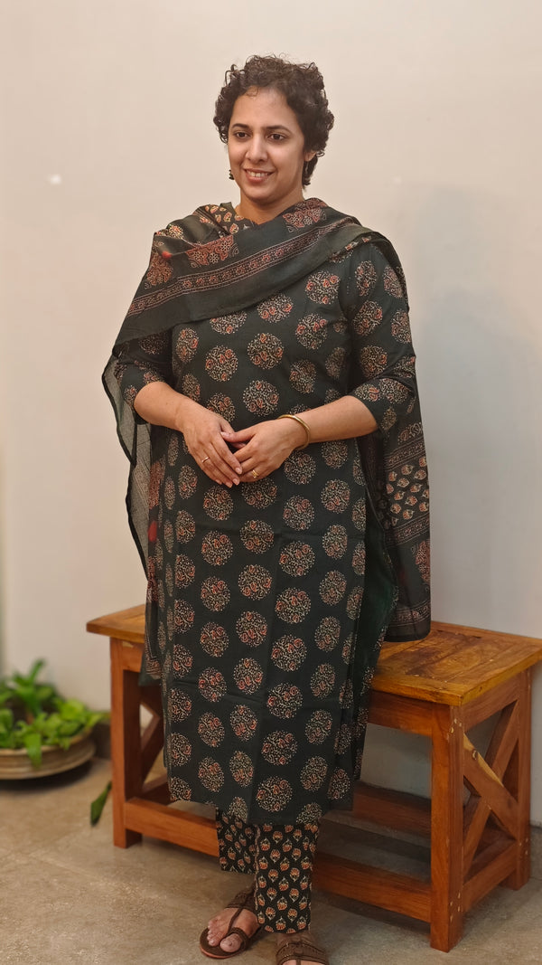 Dark green cotton kurti set