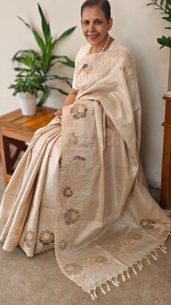 Beige Handloom Desi tussar silk applique saree