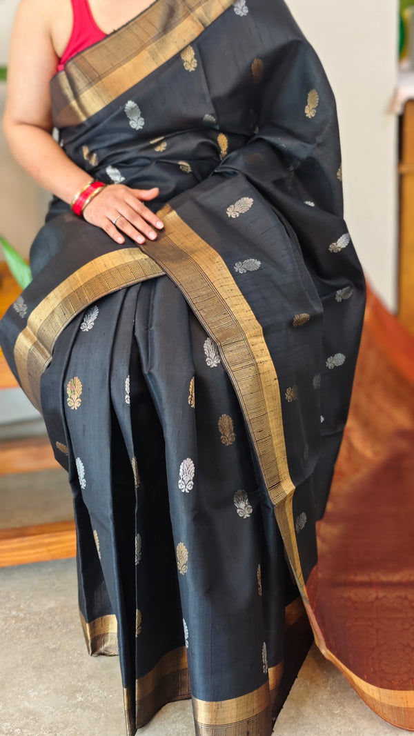 Black raw silk saree with zari weaving - SRW6