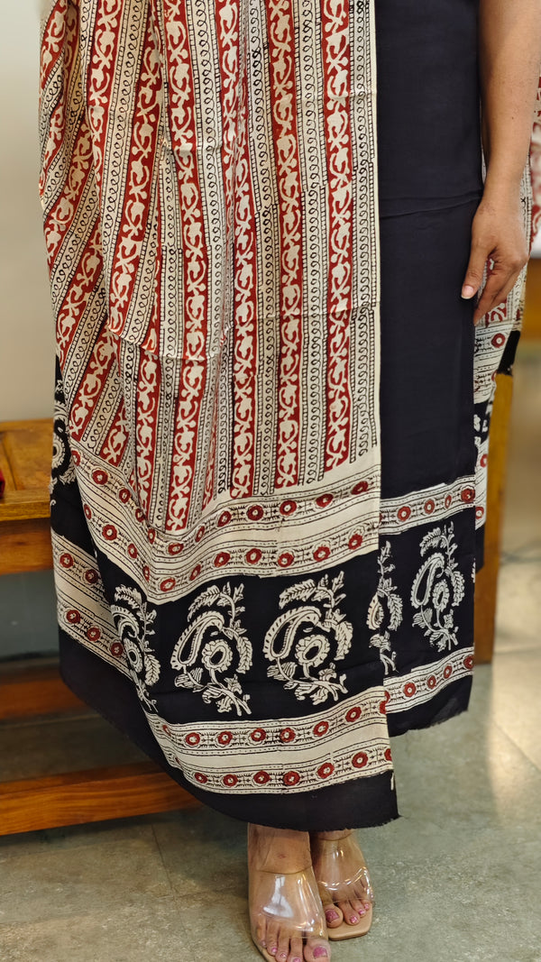 Black and off white modal cotton suit