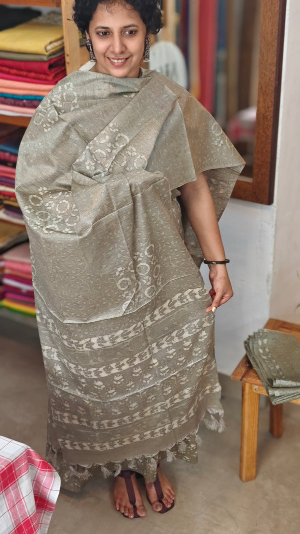 Taupe shade slub cotton suit