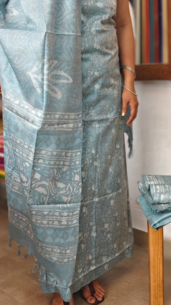 Ice Blue shade slub cotton suit