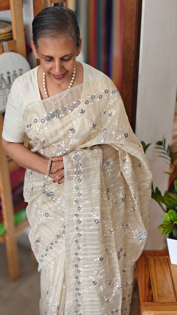 Beige jute kota embroidered saree - grey - 5030