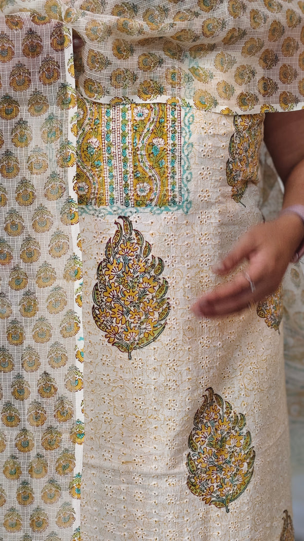 Cream Block Printed cotton hakoba - Cream, Mustard and Green - CNA8