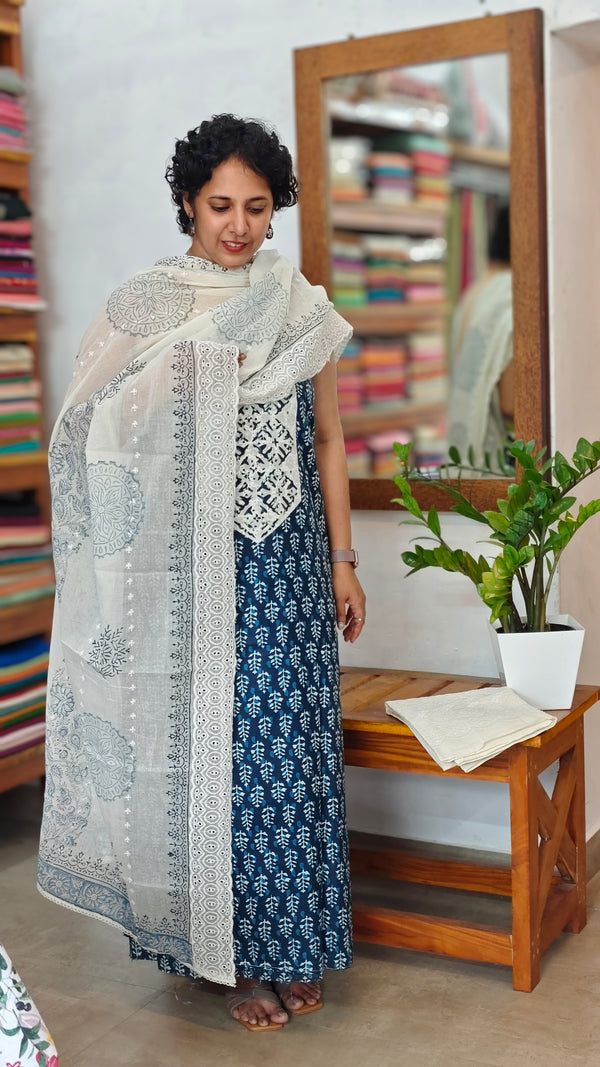 Indigo and white block printed cotton suit - BS10 - 1