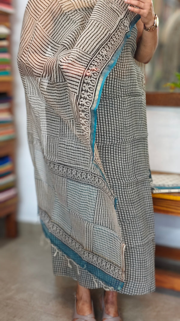 Teal and beige kota doria suit - GD331