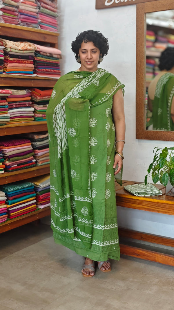 Green Batik Printed Cotton Suit - 2