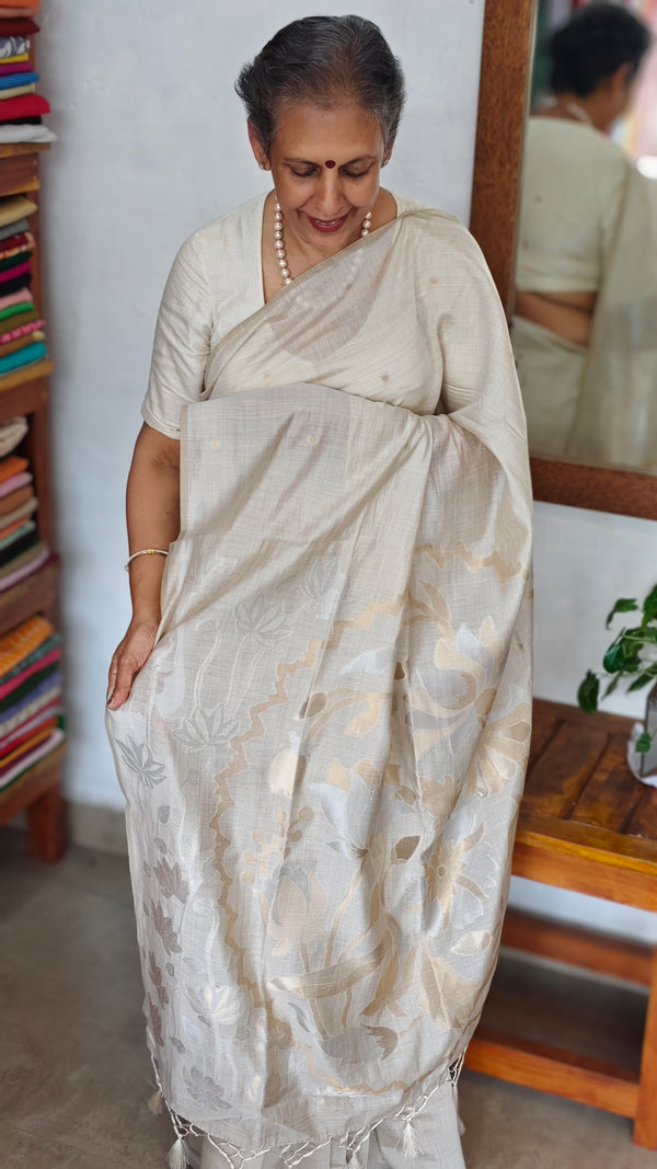 Ivory Chanderi Saree with Gold and Silver Jamdani Weaving - RLA2
