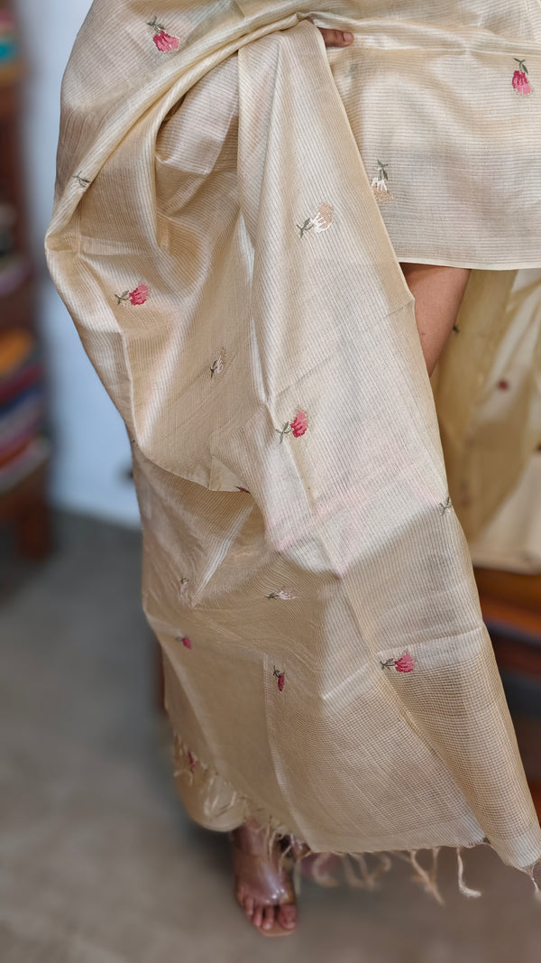 Cream Zari Checked Tussar Silk Suit - 81NZ - C