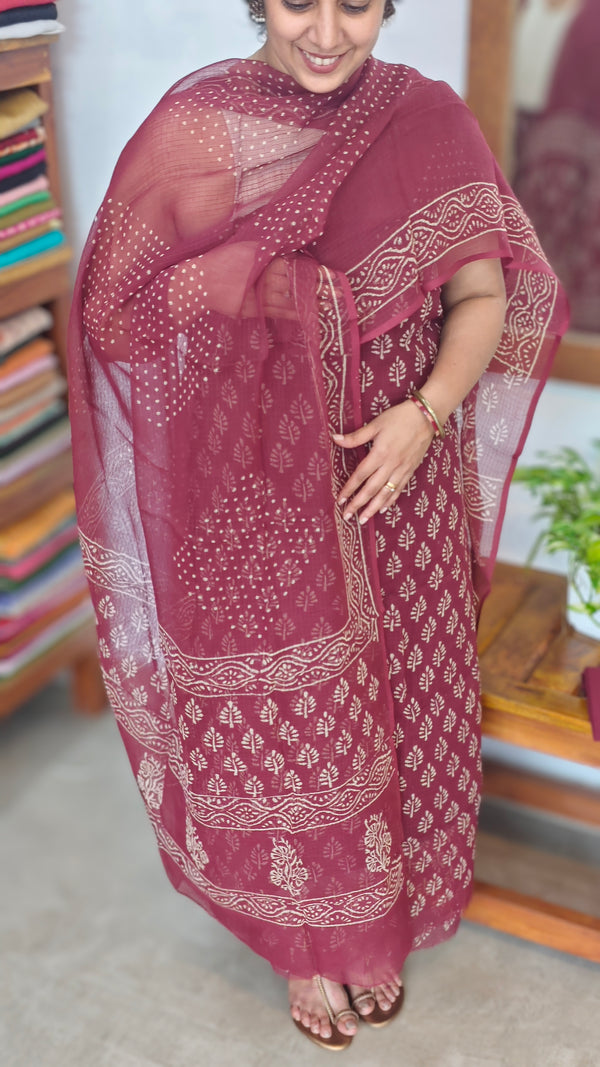 Maroon Block Printed Kota Doria Suit - GD331