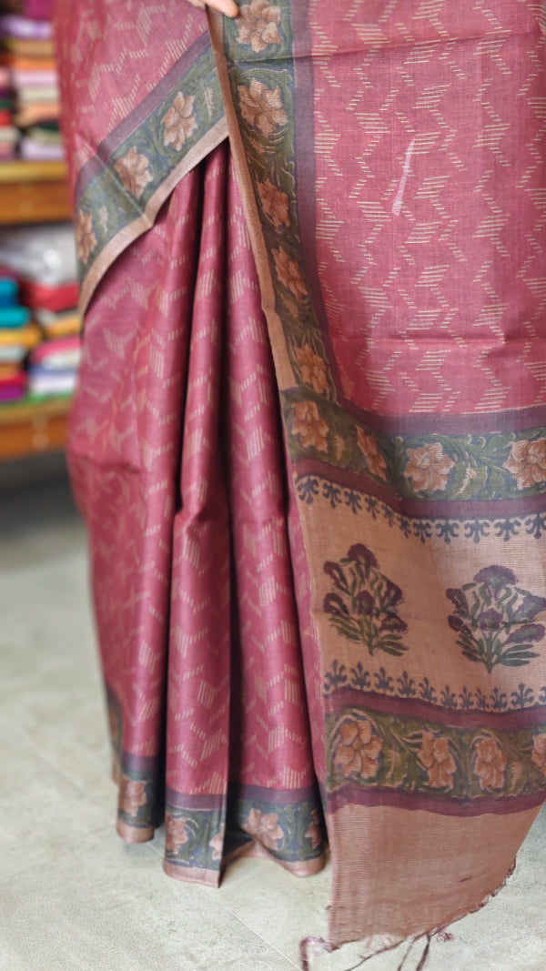 Maroon Block Printed Noel Tussar Silk Saree - TQN2